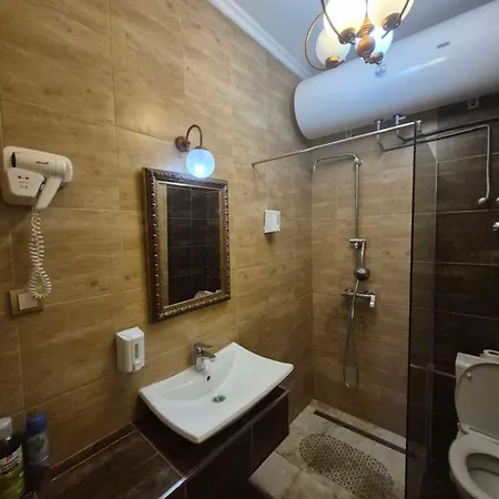Authentic Centre - Only Private Hostel *