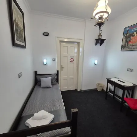 Hostel Authentic Centre - Only Private